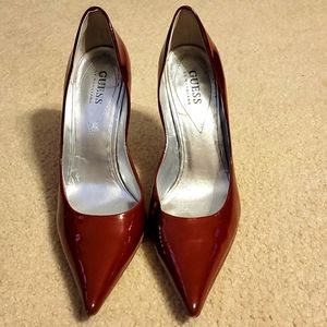 Guess Deep Red 4.5 inch pumps